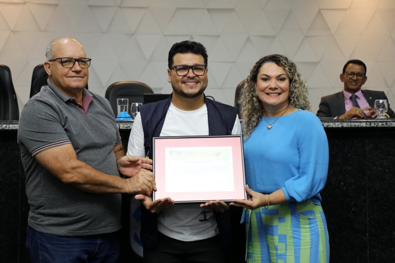 Câmara concede título ao deputado Marcelo Cruz 