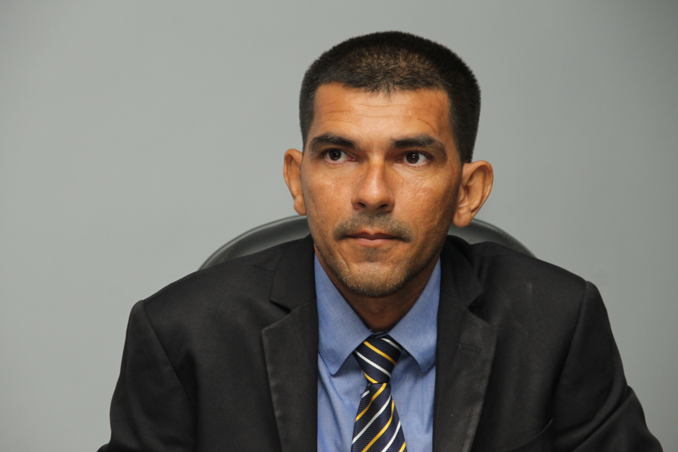 Ademilson Procópio fala sobre falta de coleta de lixo no município