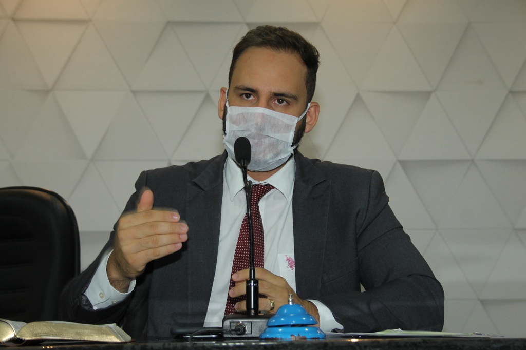 Affonso Cândido pede prorrogação da validade de vales-transportes