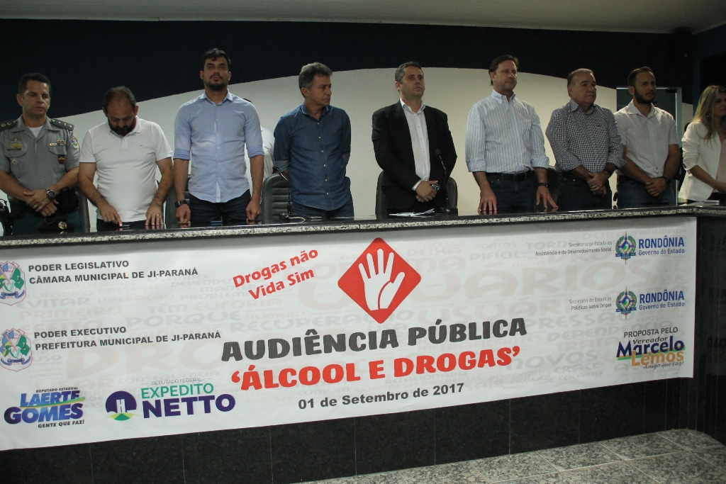 Audiência pede criação de centro para dependentes