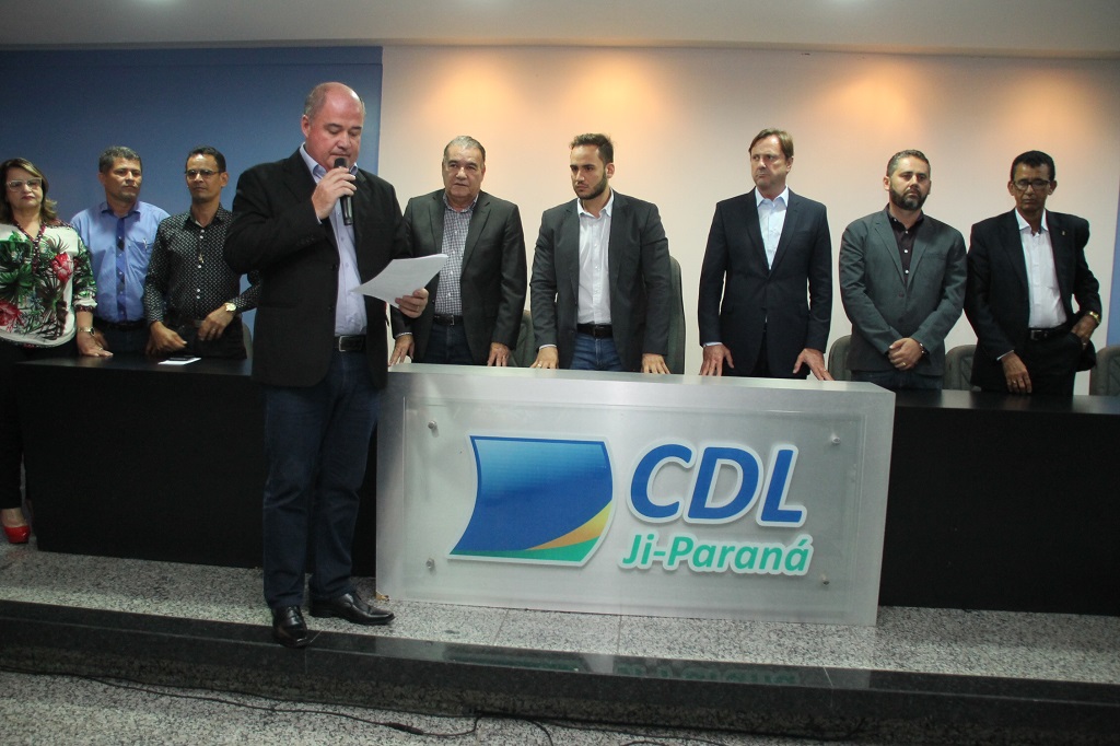 Câmara de Ji-Paraná empossa Marcito Pinto