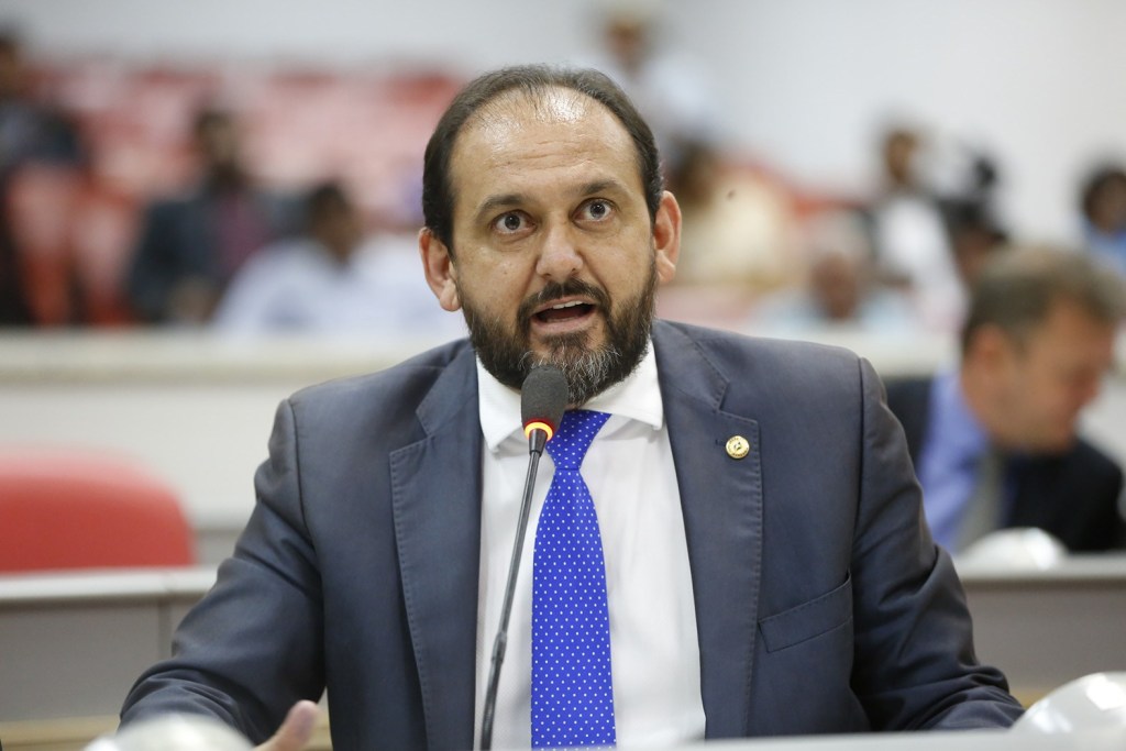 Câmara de Ji-Paraná realiza sessão solene para homenagear Laerte Gomes