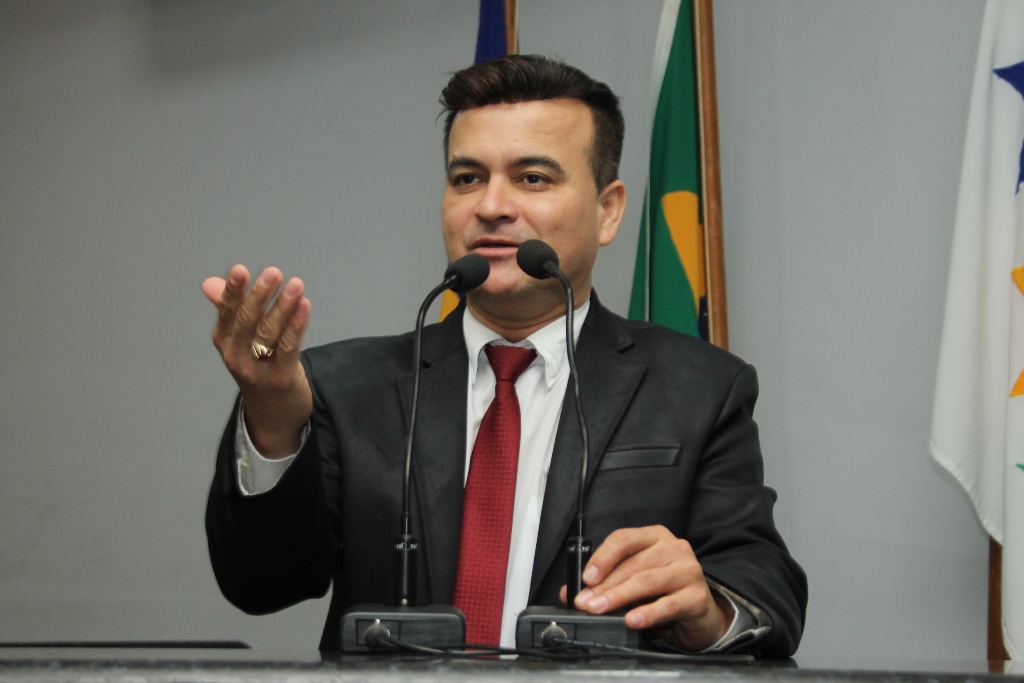 Edivaldo Gomes pede Refis para empresas de Ji-Paraná  
