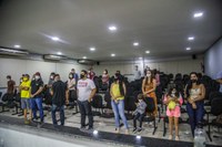 Equipe dos Médicos sem Fronteiras recebe moção de aplausos na Câmara de Vereadores