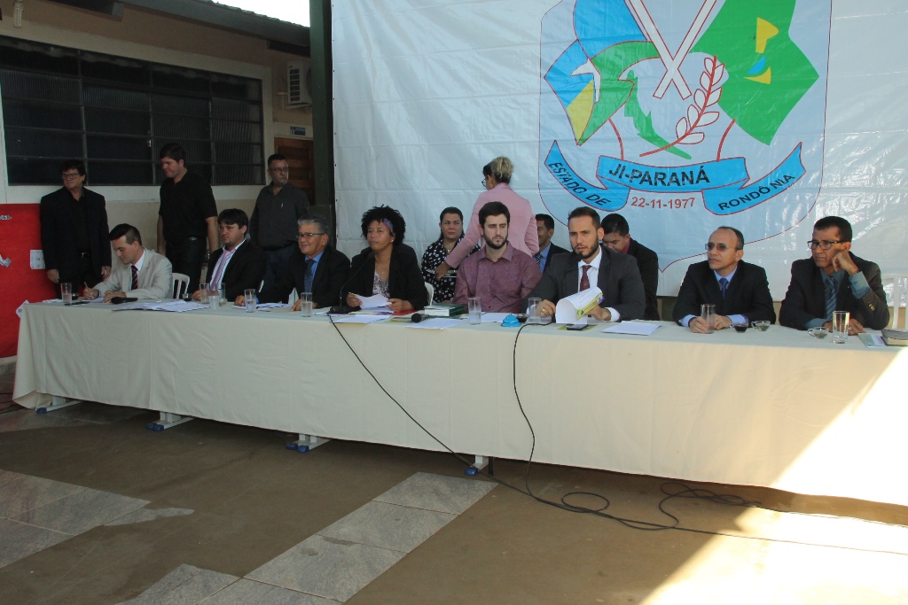 Informe Legislativo  13ª Sessão Ordinária