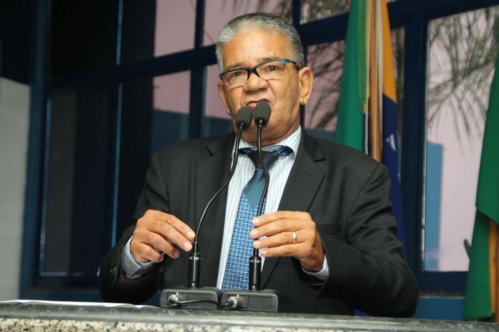 Izaias Arnica apoia projeto de iniciação esportiva no Capelasso