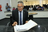 Izaias Arnica pede revitalização de quebra-molas e faixas de pedestres