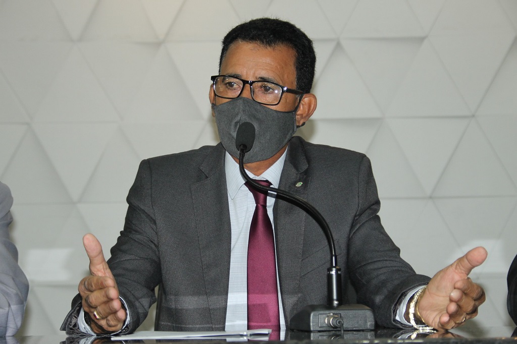  Joaquim Teixeira assume presidência da CMJP