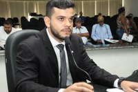 Vereador Welinton Fonseca propõe título de Cidadão Ji-paranaense a Sadraque Muniz