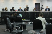 Vereadores sugerem junção de secretarias para conter gastos